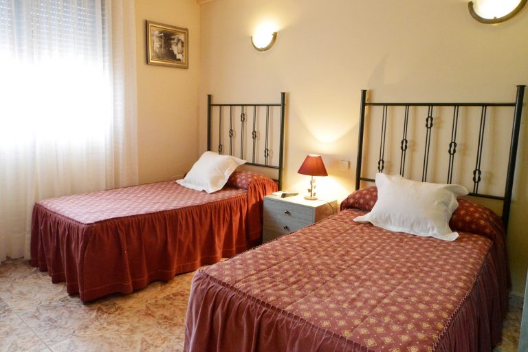 Hostal Colmenar 7777 16 768x512
